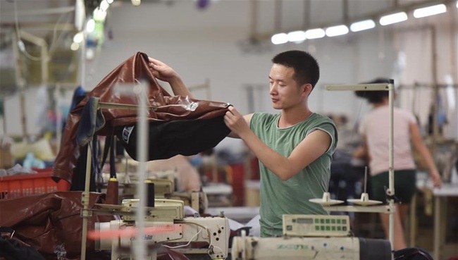 石狮市纺织服装产业谋求“华丽转身”升级